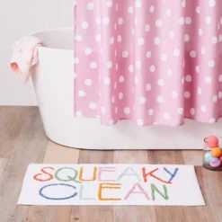 Squeaky Clean Kids' Bath Rug - Pillowfort™