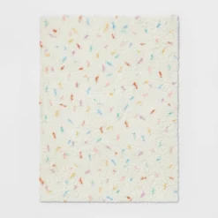 Cupcake Kids' Rug - Pillowfort™ -Pillowfort Kids Cheap Store GUEST 542498ed e39d 4f7b aba5 30db4b74be1d