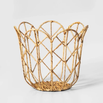 Tulip Shaped Kids' Woven Basket - Pillowfort™ 5 Tulip Shaped Kids' Woven Basket - Pillowfort™ - Image 5