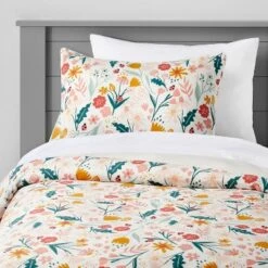 Garden Floral Kids' Duvet Cover - Pillowfort™ 5 Garden Floral Kids' Duvet Cover - Pillowfort™ -Pillowfort Kids Cheap Store GUEST fcda96da 008e 4ff2 a38e f551ab08bc81